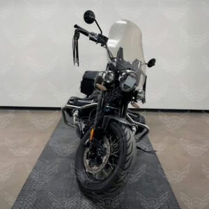 BMW R18